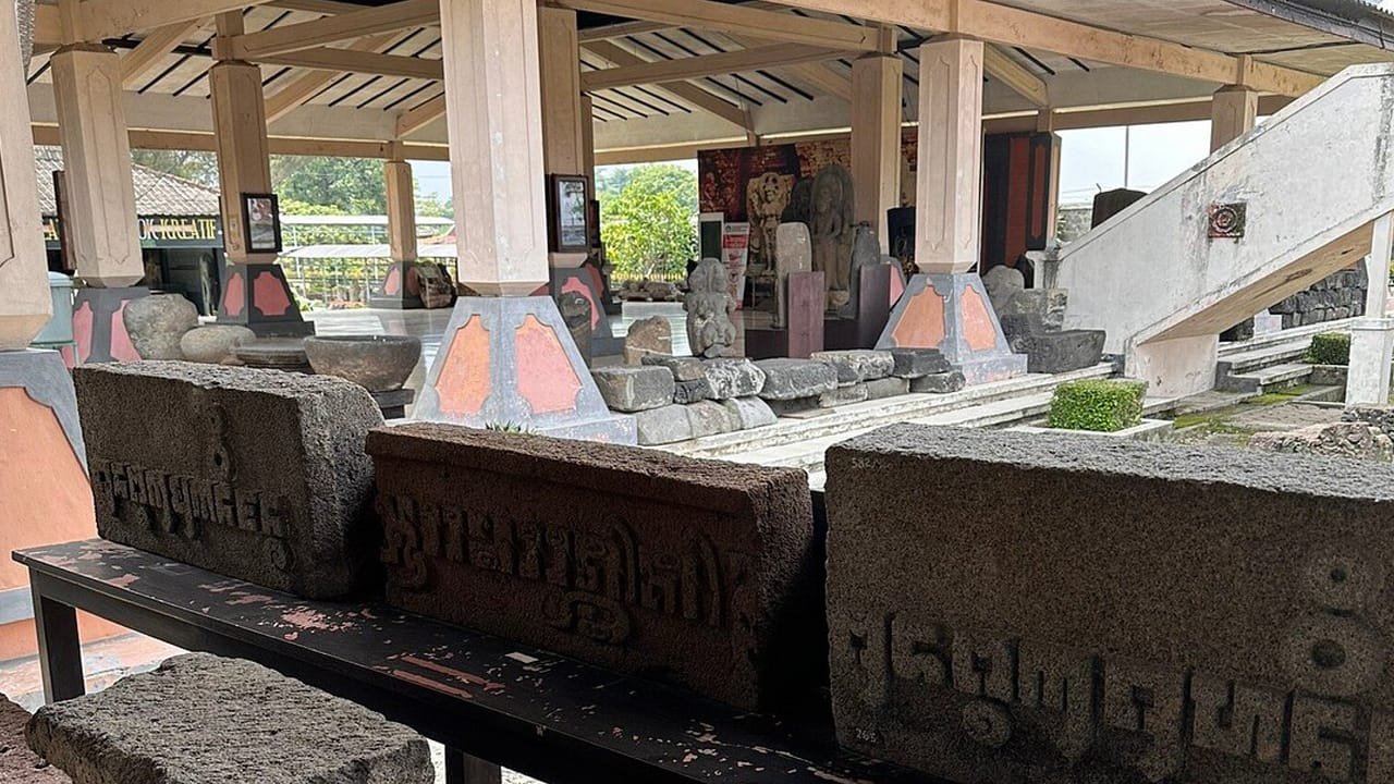 Journey to the Past A Trowulan Tour from Surabaya Port