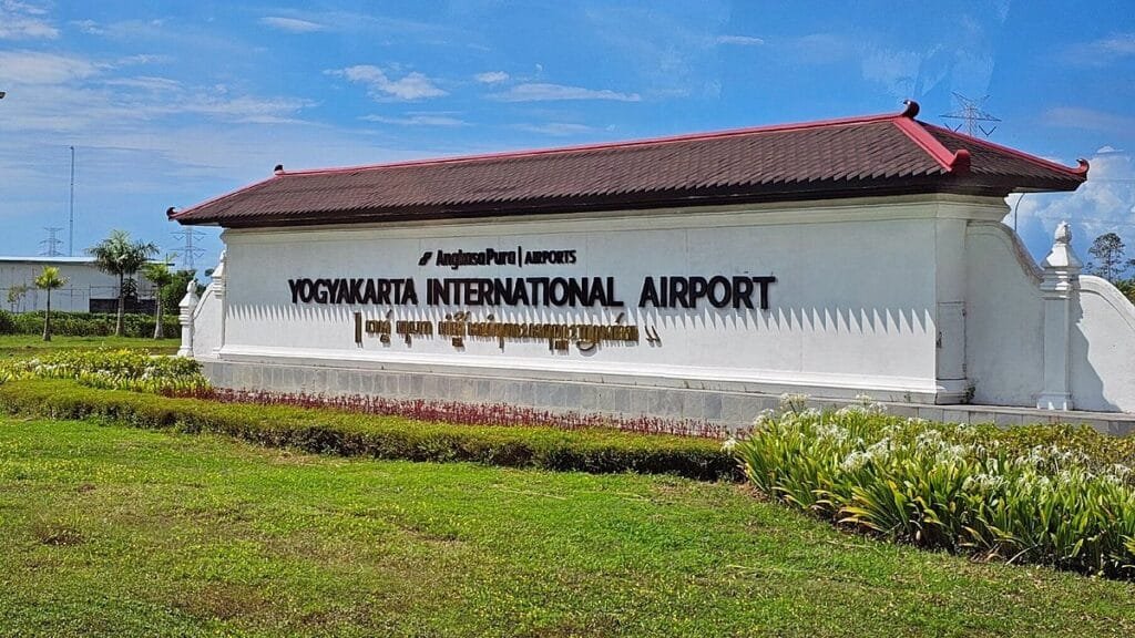 Experience Indonesian Culture with Borobudur: Half-Day Tour from YIA Airport